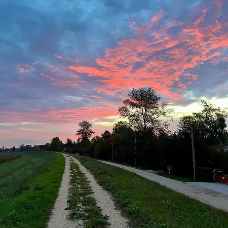 Viktória Dunaweekend Makád