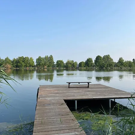 Σπίτι διακοπών Viktoria Dunaweekend *