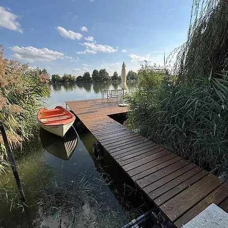 Σπίτι διακοπών Viktoria Dunaweekend