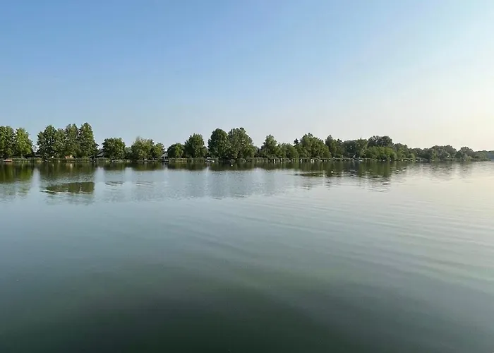 Viktória Dunaweekend Makád